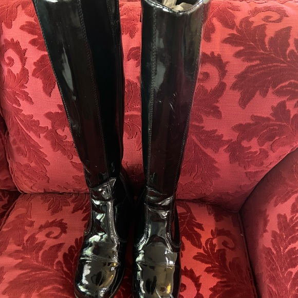 Black Patton GoGo/Moto heeled boots. - Picture 3 of 6